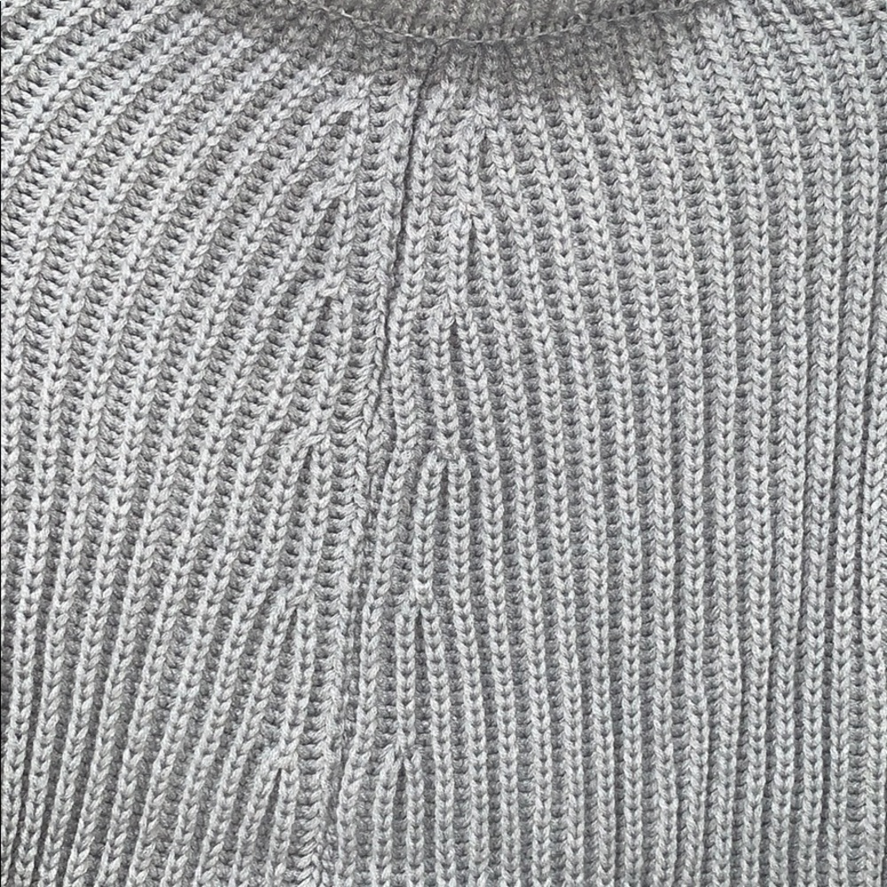 🌺 The Tosca Turtleneck Sweater Cape - Picture 8 of 8